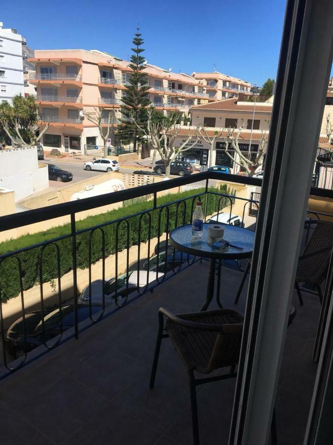 Апартаменты Beach Studio Хавеа Экстерьер фото